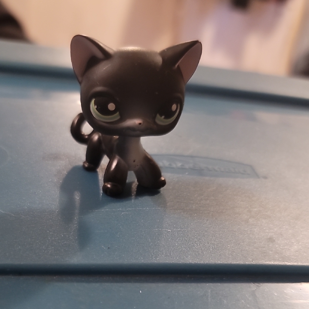 Black Cat Vinyl Figure with Green Eyes